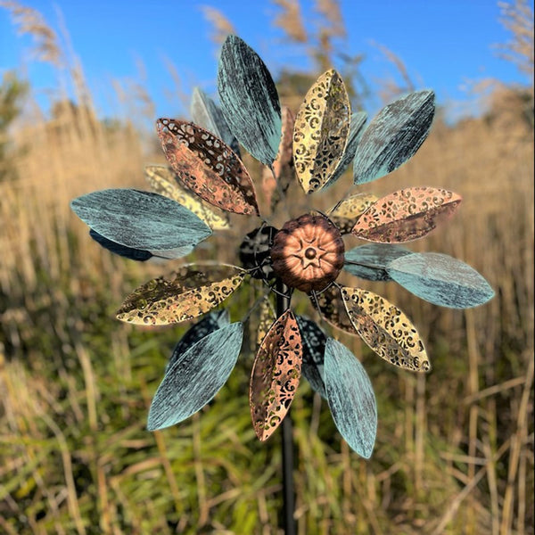LACEY DAISY WINDSPINNER